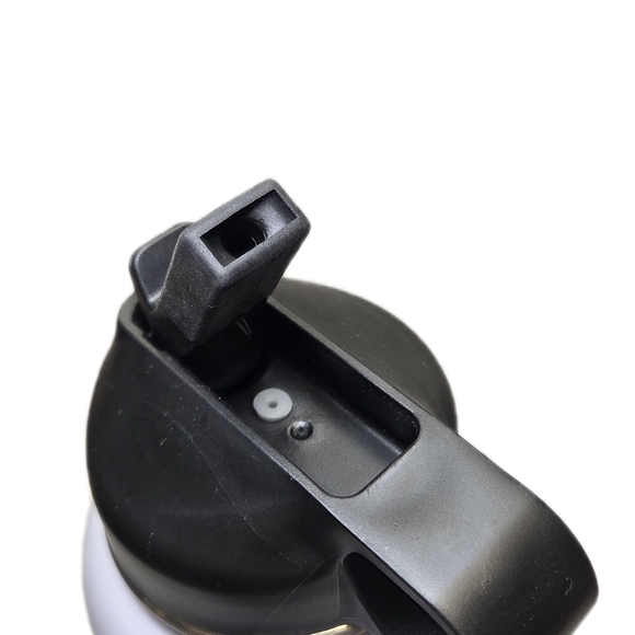 Hydro Flask 32oz Black and White Ombre Bottle - Picture 2 of 4